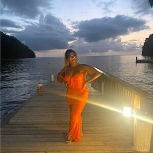 New orange Fashion Nova dress